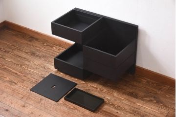 中古美品　Cassinaixc.社(カッシーナイクスシー)　PIVOT wagon(ピヴォットワゴン)　サイドワゴン(サイドテーブル)(定価約15万円)