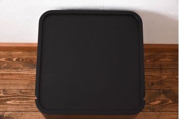 展示美品　Cassina(カッシーナ)　L40 SLED(スレッド)　サイドテーブル(ドロワー)(定価約19万円)