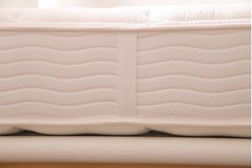 展示美品　Cassinaixc.社(カッシーナイクスシー)　L26　VOLAGE(ヴォラージュ)ベッド(定価約150万円)