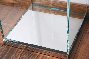 アンティーク雑貨　展示美品　Cassina(カッシーナ)　L26 VOLAGE(ヴォラージュ)　ベッドサイドテーブル(定価約19万円)(1)