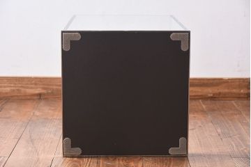 アンティーク雑貨　展示美品　Cassina(カッシーナ)　L26 VOLAGE(ヴォラージュ)　ベッドサイドテーブル(定価約19万円)(1)
