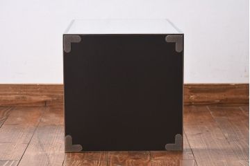 アンティーク雑貨　展示美品　Cassina(カッシーナ)　L26 VOLAGE(ヴォラージュ)　ベッドサイドテーブル(定価約19万円)(2)