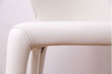 中古美品　Cassina(カッシーナ) 　X革　369 HOLA(オラ) アームレスチェア(ダイニングチェア、椅子)(3)(定価約20万円)