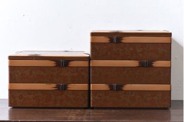 アンティーク雑貨　木製漆器　竹モチーフの縁が目を引く五段重箱(お重)