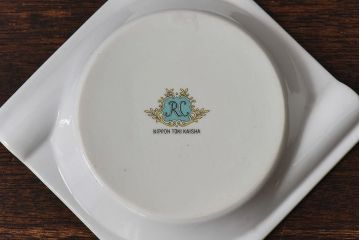 アンティーク雑貨　ノリタケ(日陶・則武)小さなバラが描かれたレトロな雰囲気が魅力の灰皿