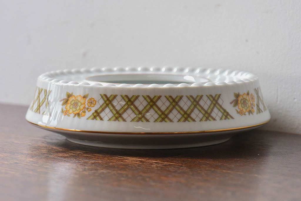 アンティーク雑貨　ノリタケ(日陶)優しい色合い レトロな雰囲気が漂う灰皿