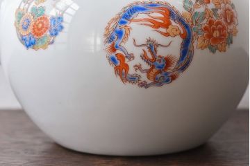 アンティーク雑貨　中古　オールドノリタケ(日陶・則武)色鮮やかな花紋が愛らしい急須