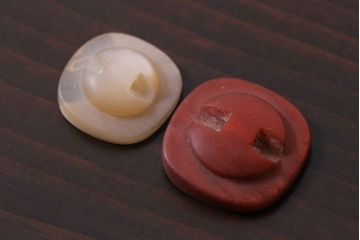 アンティーク雑貨　ビンテージ　渋みのある秋色ボタン　2サイズセット