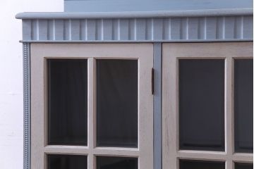 ヴィンテージ家具　ビンテージ　丸脚が愛らしいペイント収納棚(ガラスケース、ショーケース、飾り棚、キャビネット)