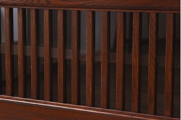 アンティーク家具　和製アンティーク　前面欅材　格子が美しい水屋箪笥ローボード(リビングボード、テレビ台、キャビネット、収納棚)