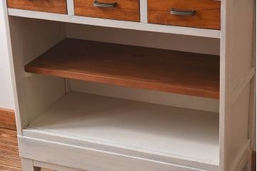 レトロ家具　昭和レトロ　引き出せる作業台付き!アンティークペイントの食器棚(カップボード、収納棚)