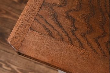 レトロ家具　昭和レトロ　引き出せる作業台付き!アンティークペイントの食器棚(カップボード、収納棚)