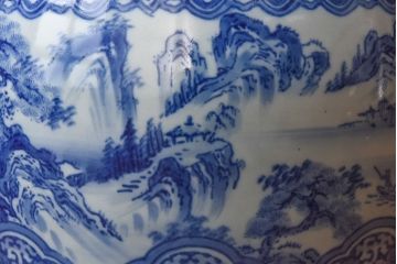 アンティーク雑貨　昭和初期　和の雰囲気漂う山水図の瀬戸火鉢(鉢カバー)