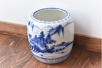アンティーク雑貨　昭和期　山水図　藍色の濃淡が美しい瀬戸火鉢(鉢カバー)(2)