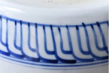 アンティーク雑貨　昭和期　山水図　藍色の濃淡が美しい瀬戸火鉢(鉢カバー)(2)