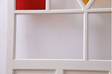 和製アンティーク　明るい色ガラスが魅力のペイントガラス引き戸(ガラス戸、建具)2枚セット