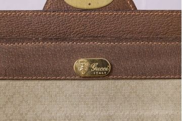 アンティーク雑貨　オールドグッチ(GUCCI)　箱型のデザインがおしゃれなバッグ(鞄)