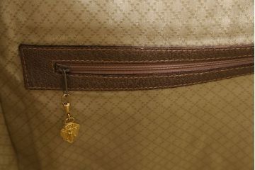 アンティーク雑貨　オールドグッチ(GUCCI)　箱型のデザインがおしゃれなバッグ(鞄)