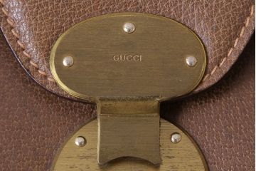 アンティーク雑貨　オールドグッチ(GUCCI)　箱型のデザインがおしゃれなバッグ(鞄)