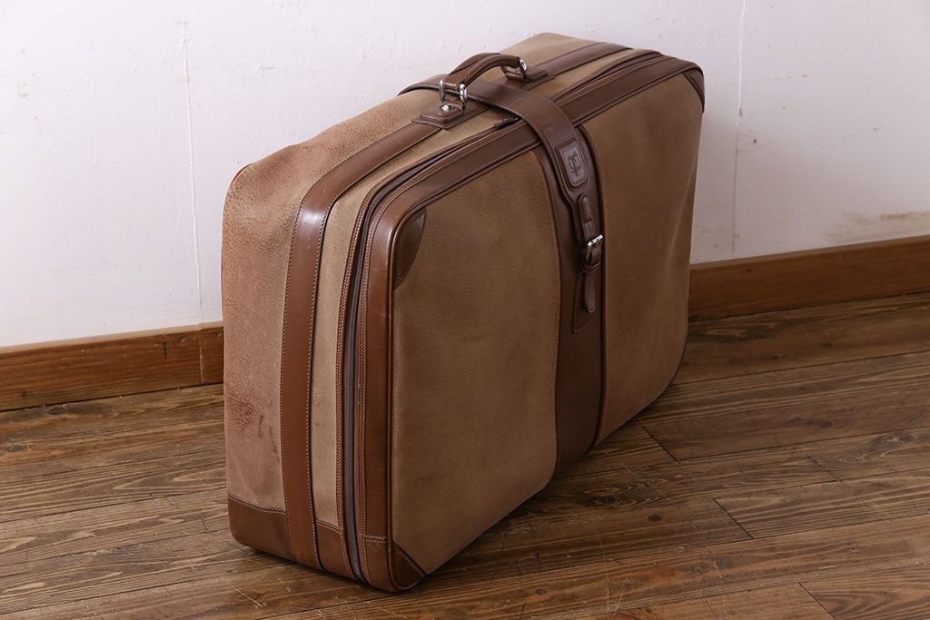 アンティーク雑貨　オールドグッチ(GUCCI)　シンプルさがおしゃれなバッグ(鞄)