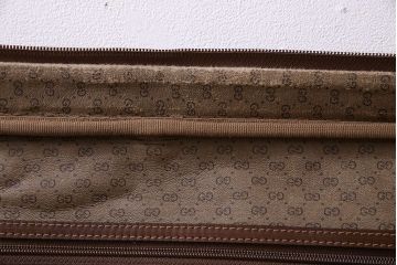 アンティーク雑貨　オールドグッチ(GUCCI)　シンプルさがおしゃれなバッグ(鞄)