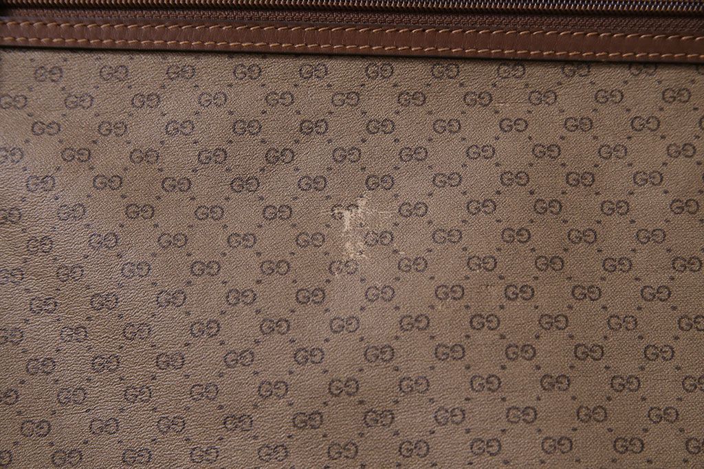 アンティーク雑貨　オールドグッチ(GUCCI)　シンプルさがおしゃれなバッグ(鞄)