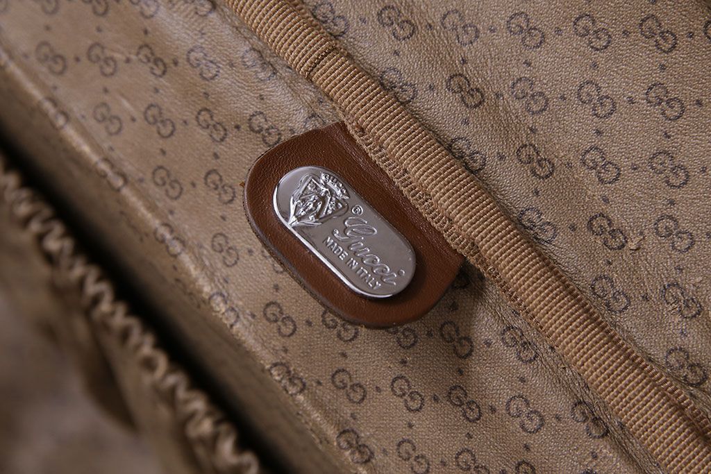 アンティーク雑貨　オールドグッチ(GUCCI)　シンプルさがおしゃれなバッグ(鞄)