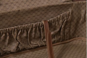 アンティーク雑貨　オールドグッチ(GUCCI)　シンプルさがおしゃれなバッグ(鞄)