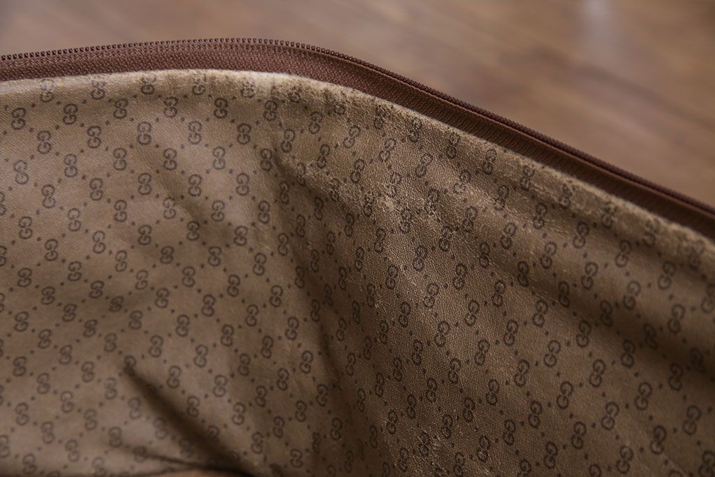 アンティーク雑貨　オールドグッチ(GUCCI)　シンプルさがおしゃれなバッグ(鞄)