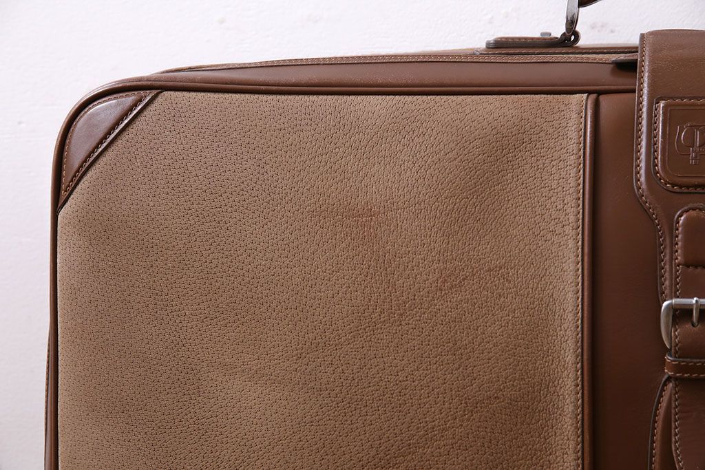 アンティーク雑貨　オールドグッチ(GUCCI)　シンプルさがおしゃれなバッグ(鞄)