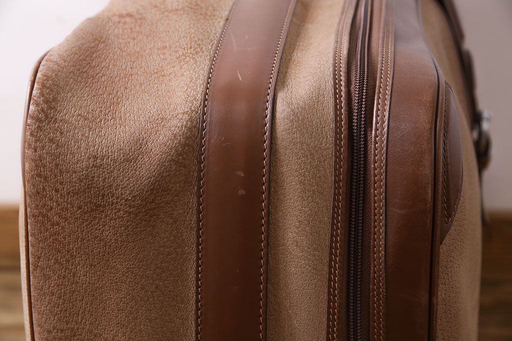 アンティーク雑貨　オールドグッチ(GUCCI)　シンプルさがおしゃれなバッグ(鞄)