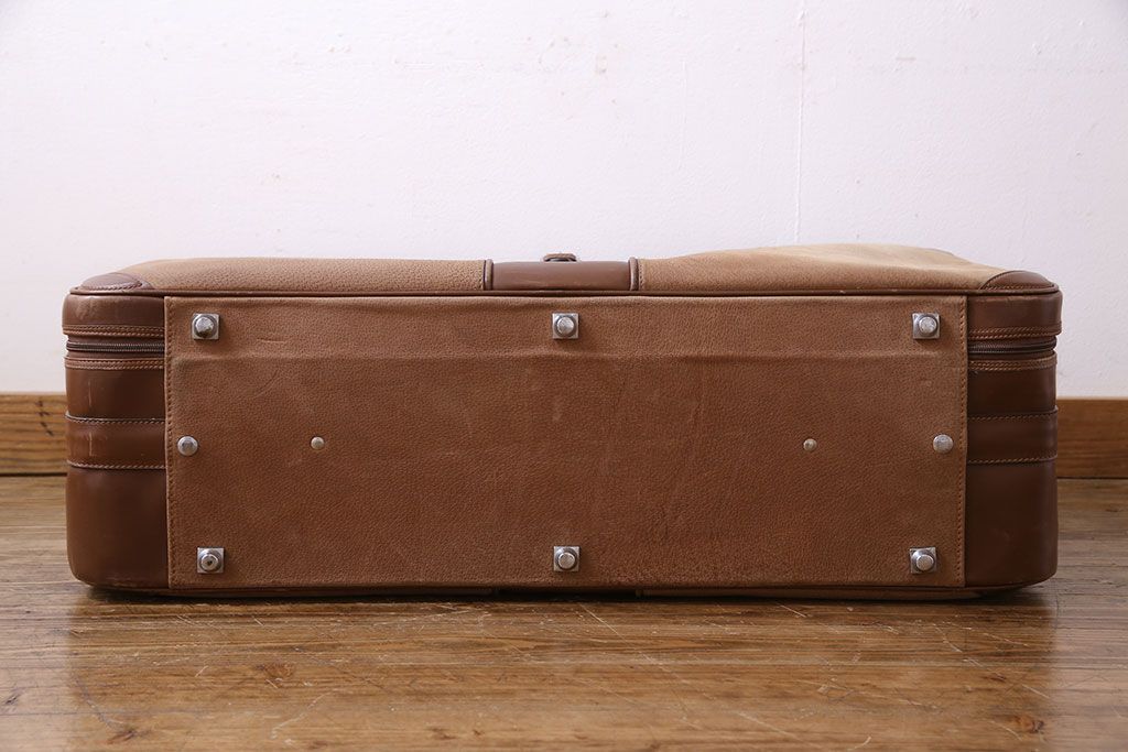 アンティーク雑貨　オールドグッチ(GUCCI)　シンプルさがおしゃれなバッグ(鞄)