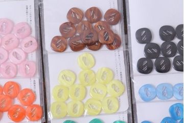 アンティーク雑貨　ビンテージ キャンディのようなボタンセット
