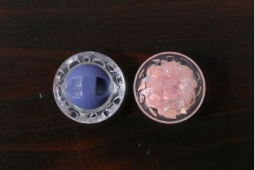 アンティーク雑貨　ビンテージ　キラキラのラメがかわいらしいボタンセット