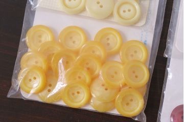 アンティーク雑貨　ビンテージ　シンプルな形のボタンセット