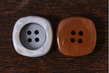 アンティーク雑貨　ビンテージ　ほっこりした秋色カラーが魅力!大き目のボタンセット