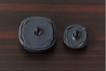 アンティーク雑貨　ビンテージ　ころんとした形が魅力のくるみボタンセット