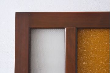 【U様ご成約分】和製アンティーク　色ガラスと木の質感が魅力　レトロなドア(ガラス扉、木製扉)