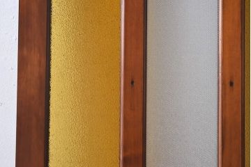 【U様ご成約分】和製アンティーク　色ガラスと木の質感が魅力　レトロなドア(ガラス扉、木製扉)