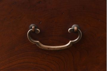 レトロ家具　和製アンティーク　前面ケヤキ材　人気のモールガラスが入ったレトロな収納棚(戸棚、本箱、ブックケース)