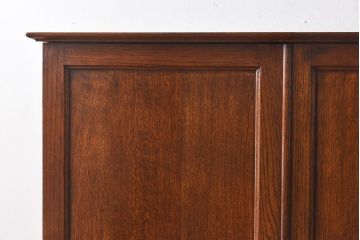 アンティーク家具　イギリスアンティーク　落ち着いた色味のオーク材が魅力のワードローブ(キャビネット、収納棚、戸棚)