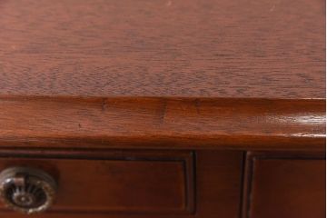 アンティーク家具　イギリスアンティーク　マホガニー　細かな引き出しが魅力の薄型コンソールテーブル(サイドテーブル)