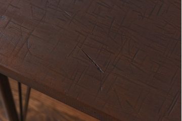 アンティーク家具　和製アンティーク　古材一枚板使用　シンプルなデザインが魅力の鉄脚テーブル(コンソールテーブル)