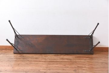 アンティーク家具　和製アンティーク　古材一枚板使用　シンプルなデザインが魅力の鉄脚テーブル(コンソールテーブル)