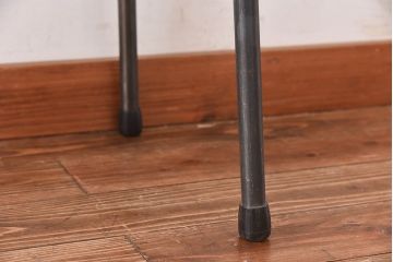 アンティーク家具　和製アンティーク　古材一枚板使用　シンプルなデザインが魅力の鉄脚テーブル(コンソールテーブル)