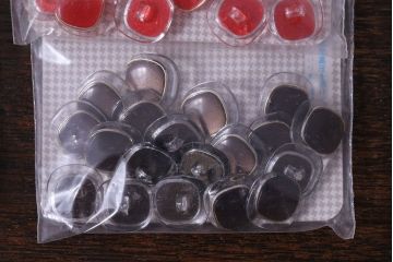 アンティーク雑貨　透明感のあるカラーが魅力のビンテージボタンセット(1)