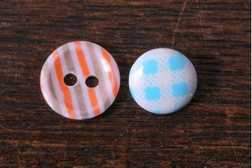アンティーク雑貨　ビンテージ　レトロポップなデザインのボタンセット