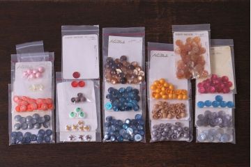 アンティーク雑貨　ビンテージ　バラエティ豊富なボタンセット
