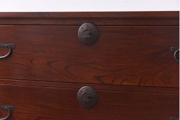 アンティーク家具　和製アンティーク　前面ケヤキ材使用　脚付箪笥ローボード(サイドチェスト、引き出し)