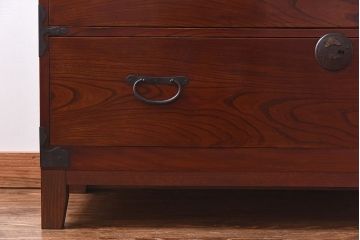 アンティーク家具　和製アンティーク　前面ケヤキ材使用　脚付箪笥ローボード(サイドチェスト、引き出し)